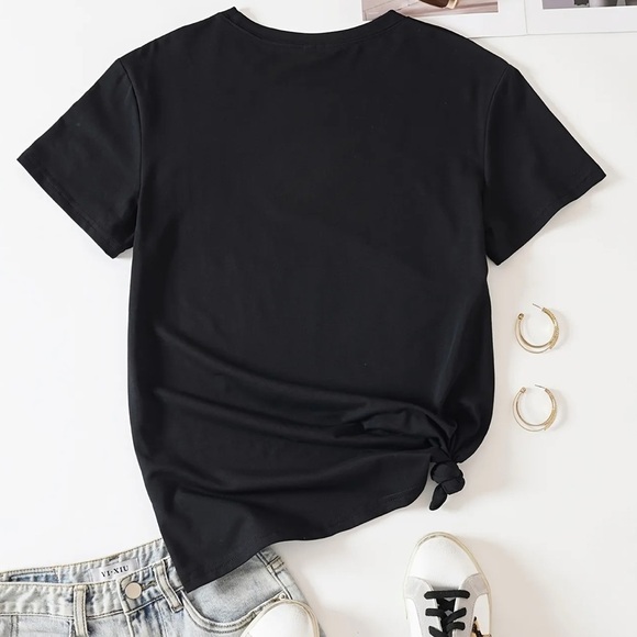 Dog Mom Graphic Leopard Print Black T-Shirt Women’s NWOT - Picture 6 of 14